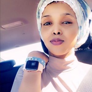 Meet your Posher, Ayan